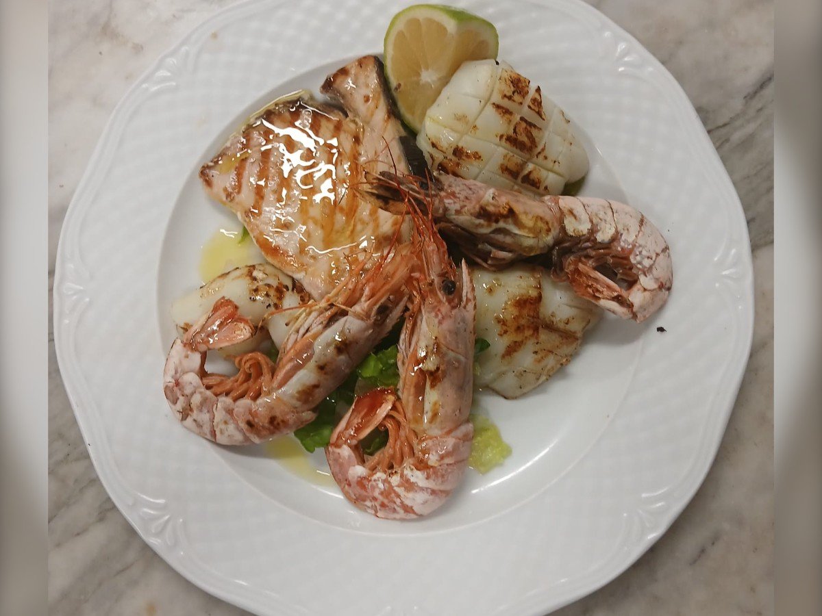 Grigliata di pesce alla brace